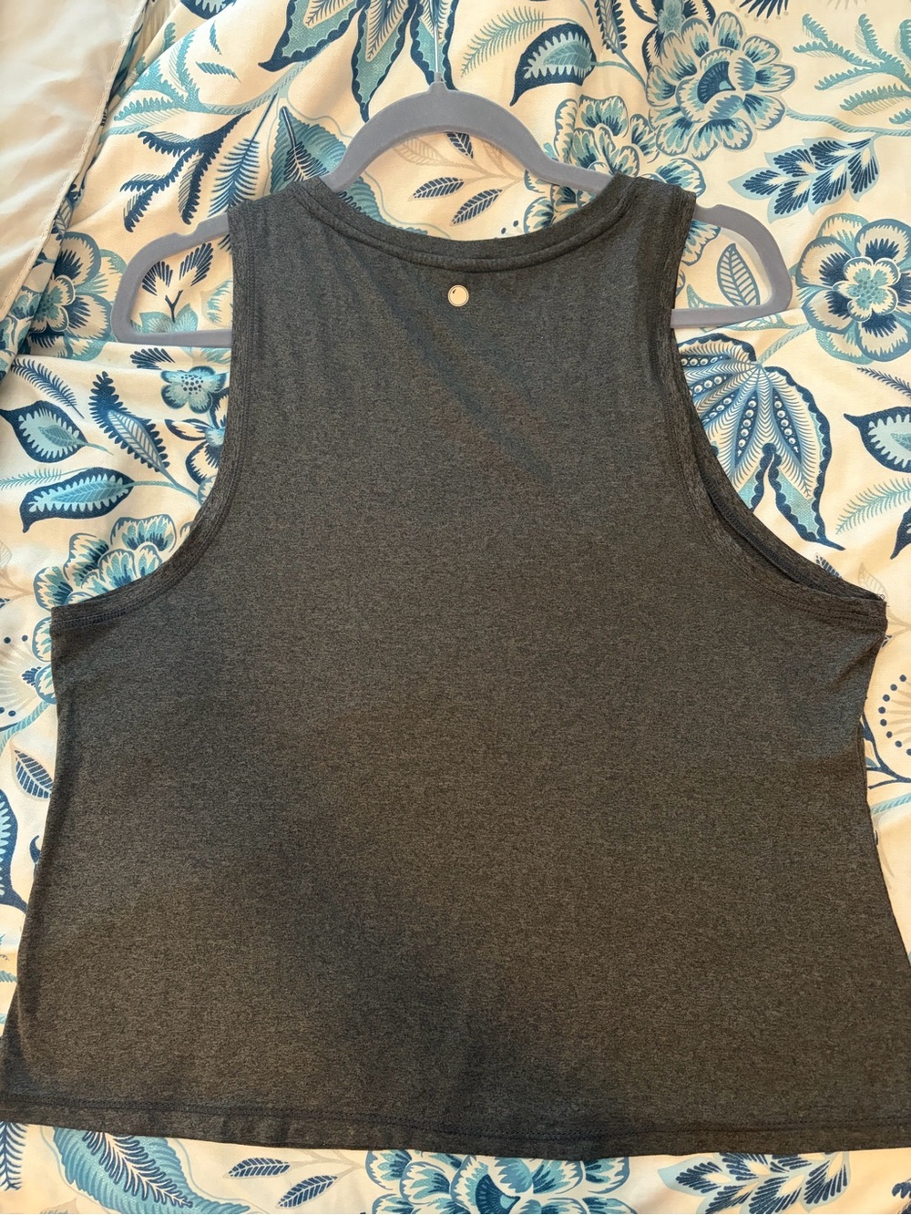 Yogalicious Heather Charcoal athletic tank - Picture 2 of 4